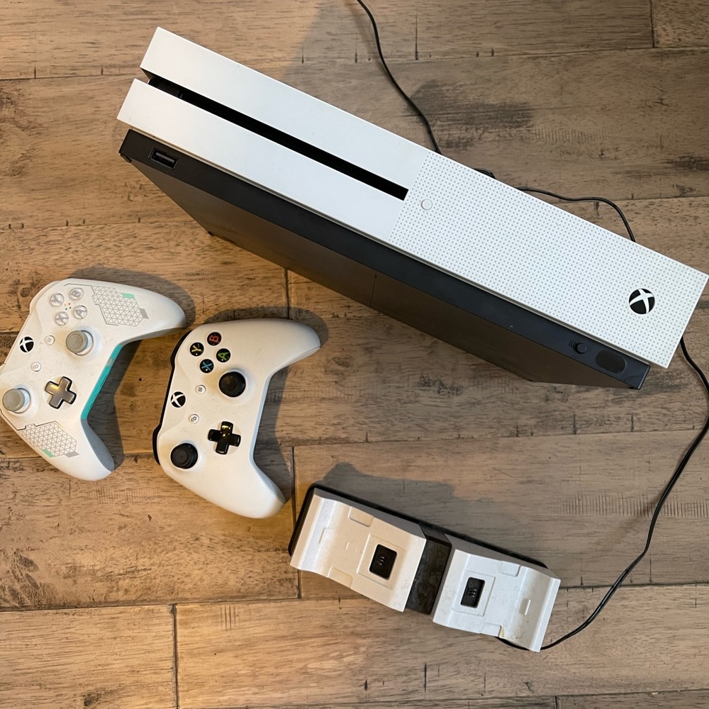 XBOX ONE S